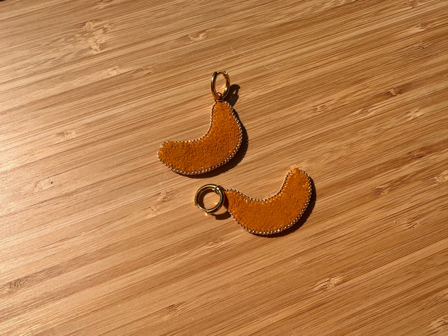 banana earrings w/ hoops