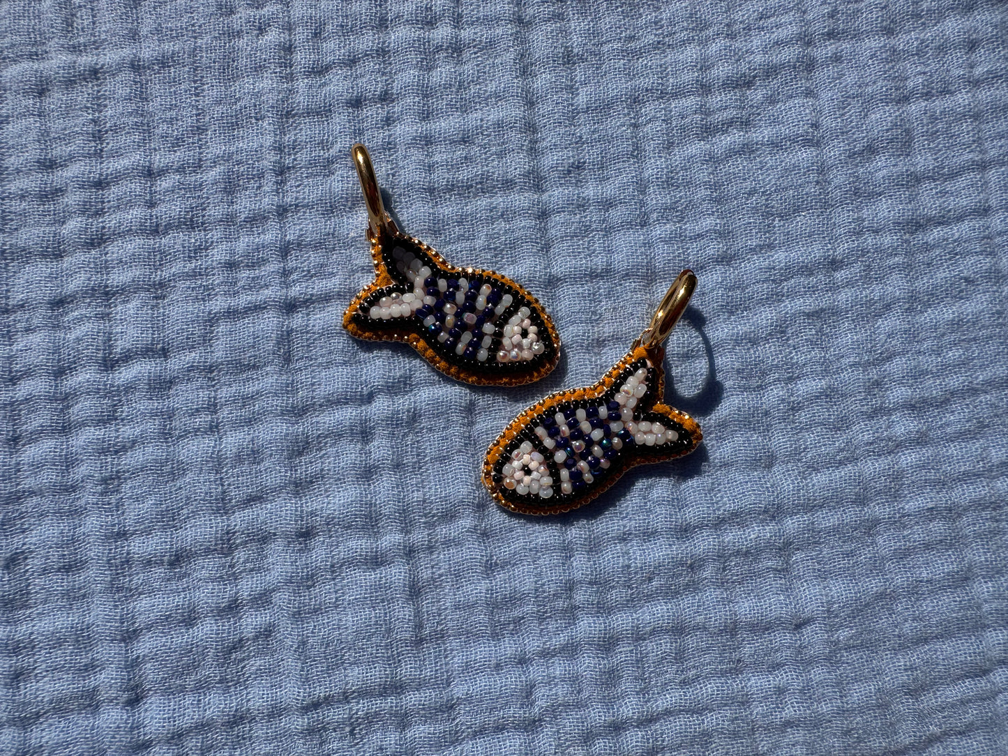 blue/white fish earrings w/ hoops