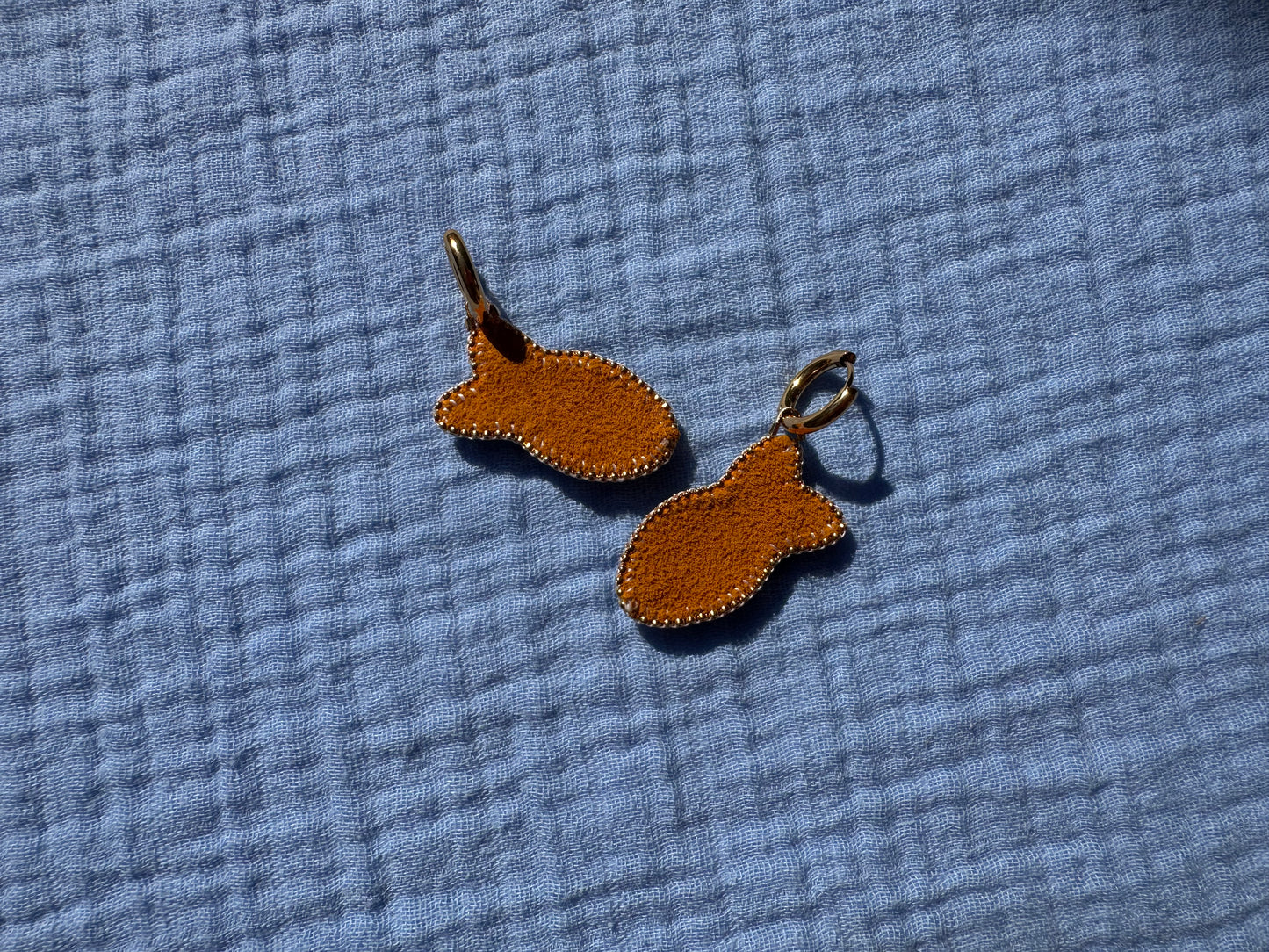 blue/white fish earrings w/ hoops