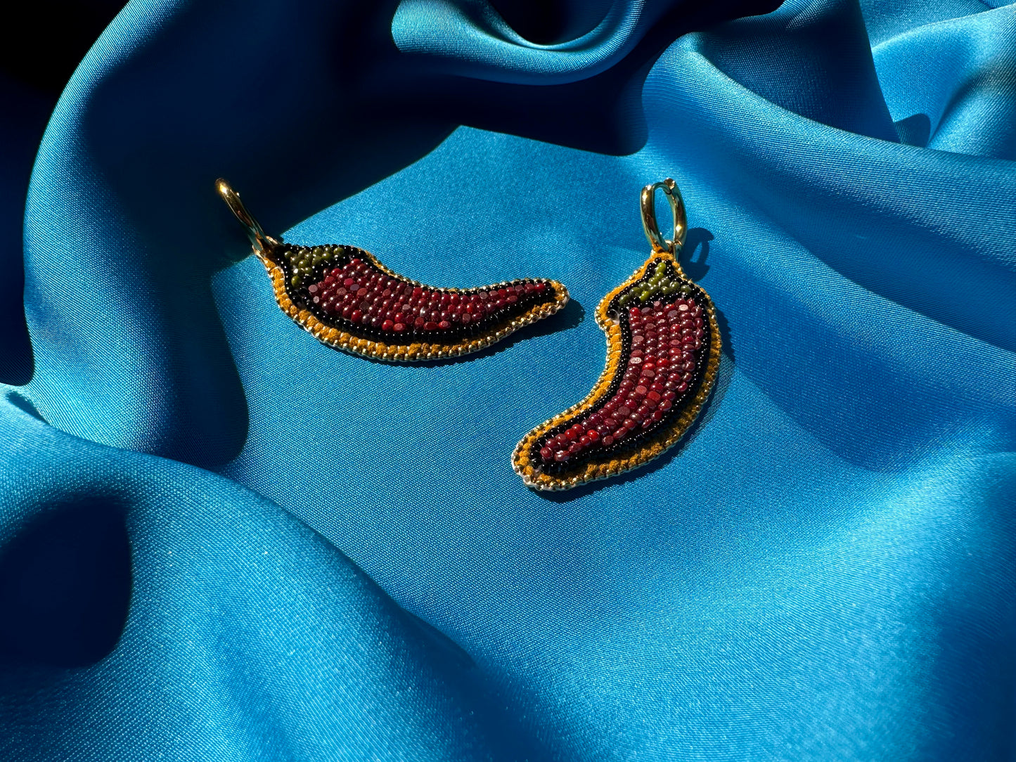 red chili earrings