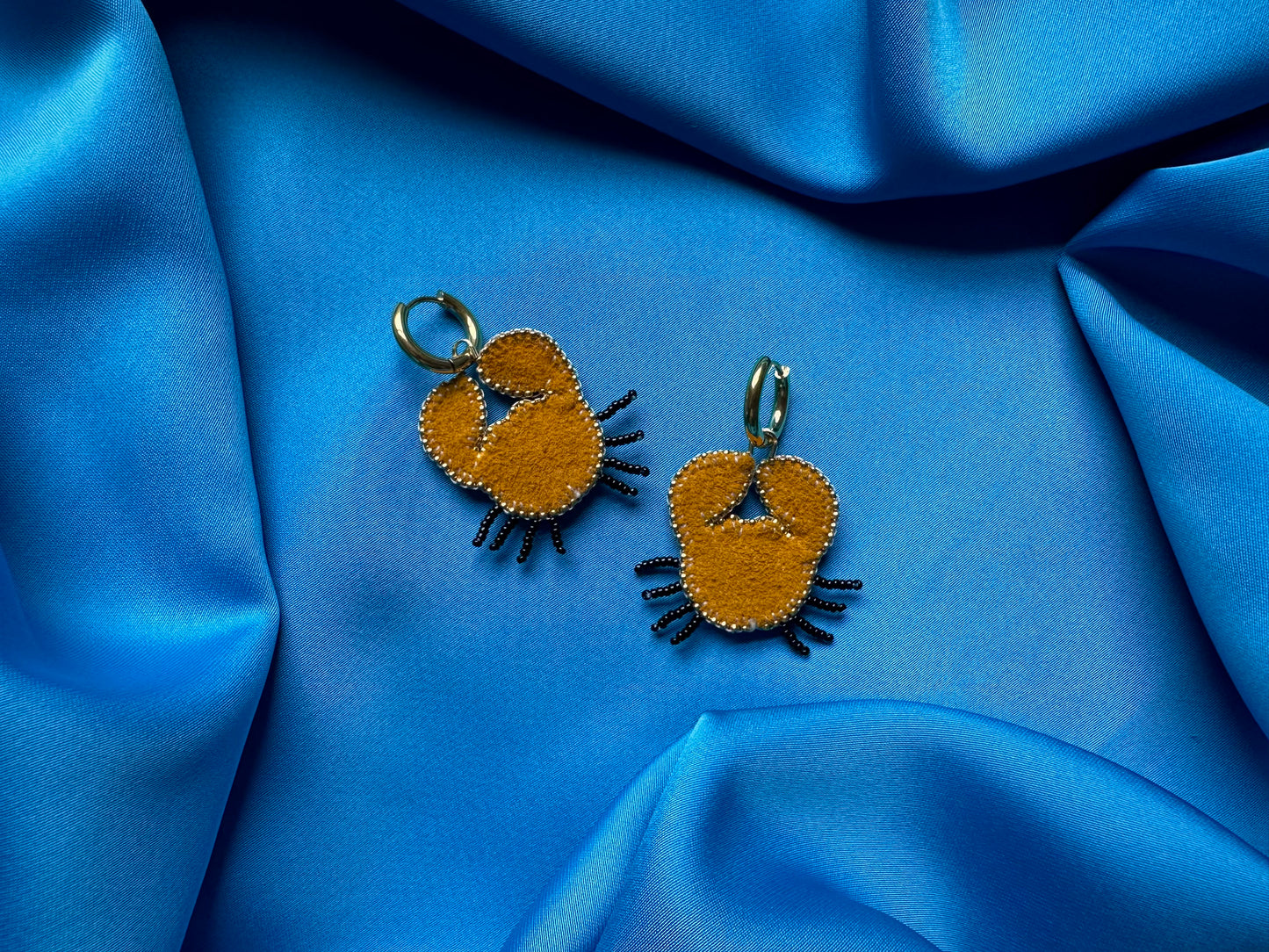 crab earrings
