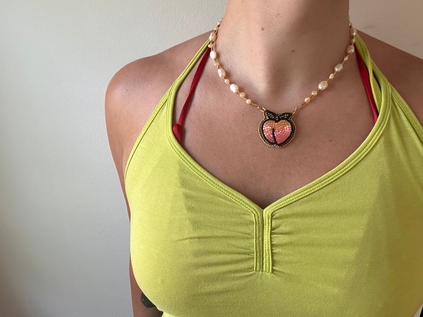 peach necklace