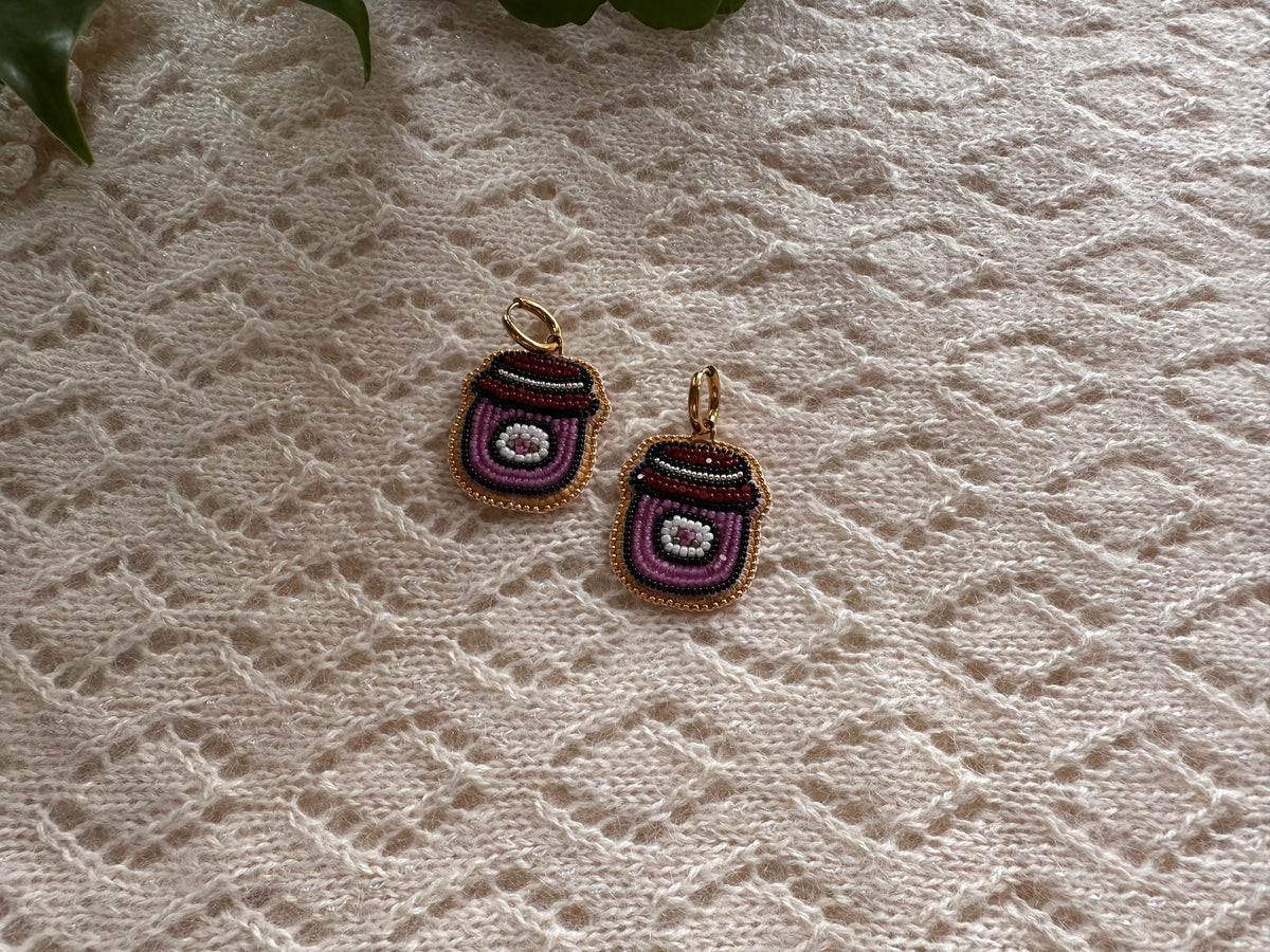 jam earrings