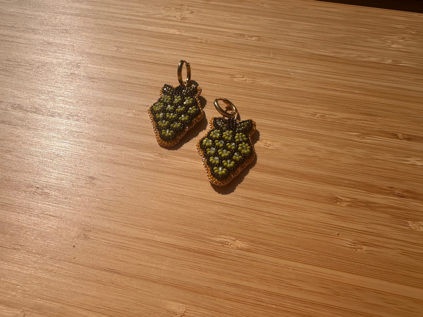 grape earrings