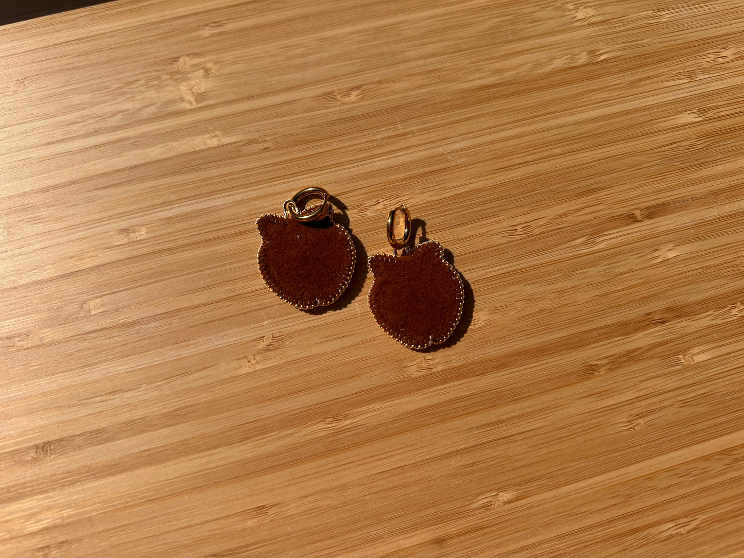 peach earrings