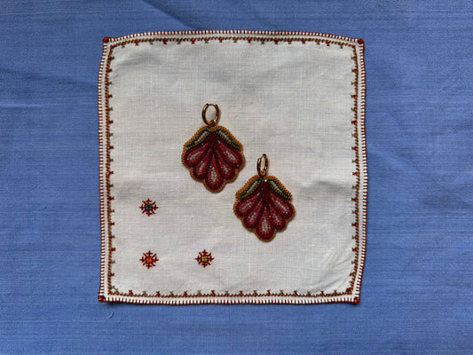 5 petal florals in berry