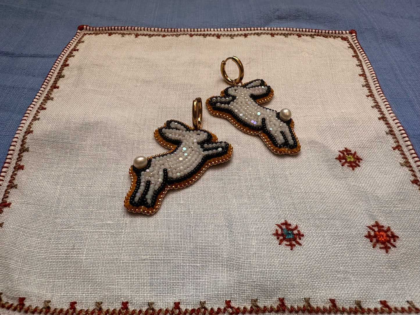 bunny earrings in white