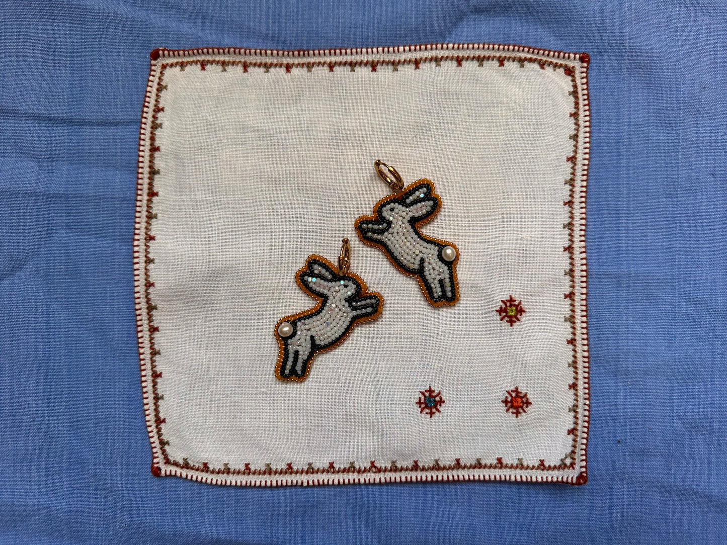 bunny earrings in white