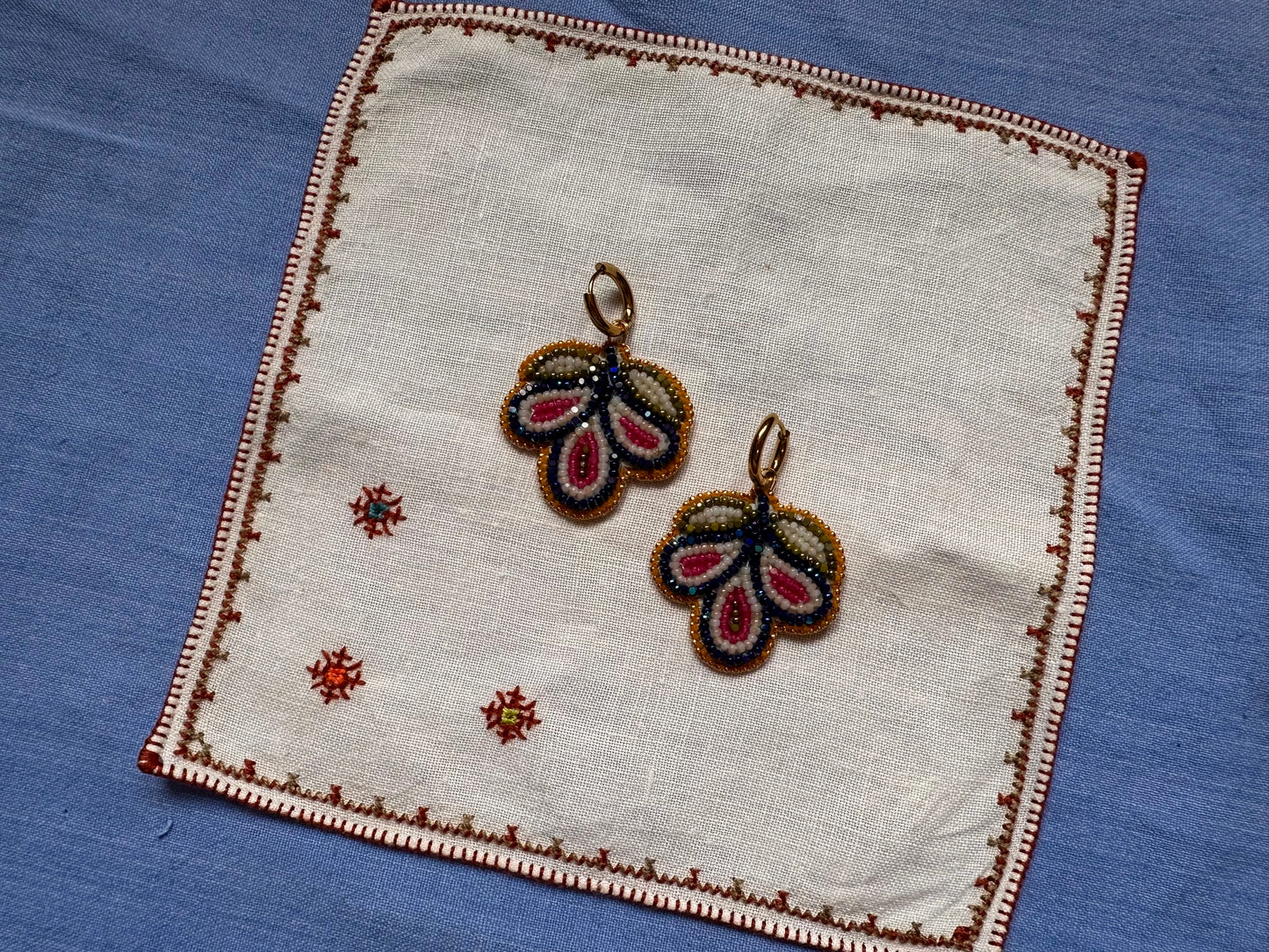 3 petal florals in cobalt