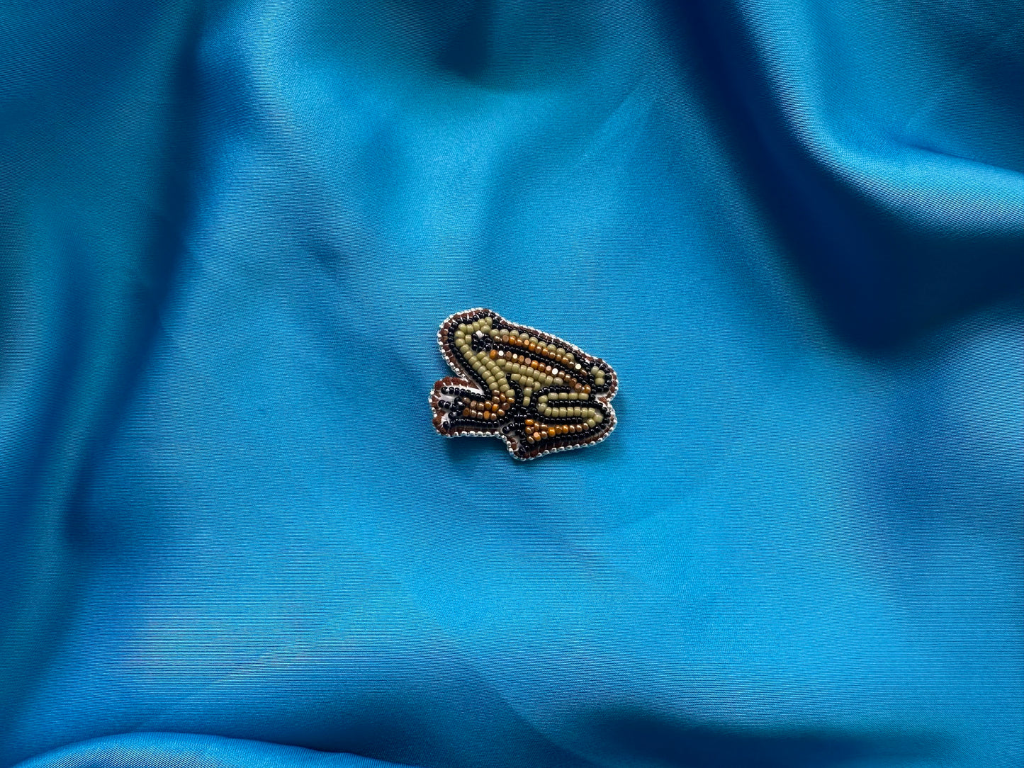 frog pin