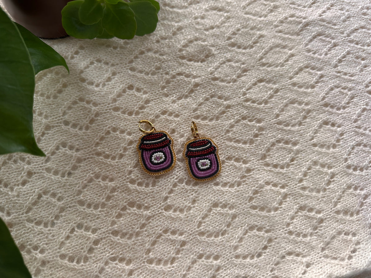jam earrings