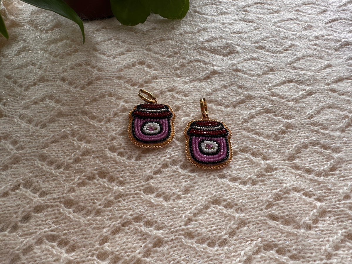 jam earrings