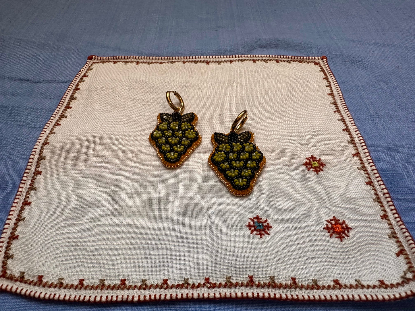 grape earrings