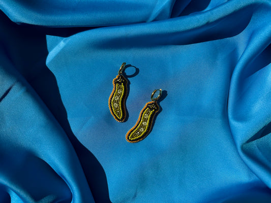 pea earrings