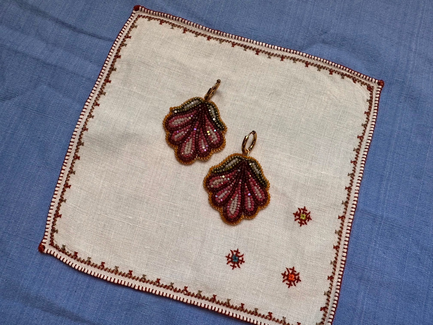 5 petal florals in berry