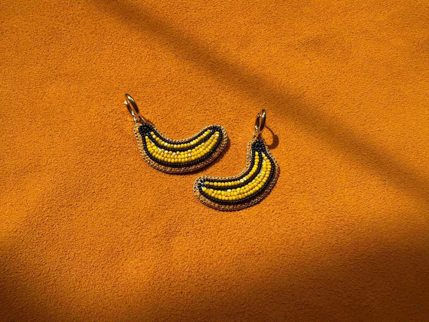 banana earrings w/ hoops