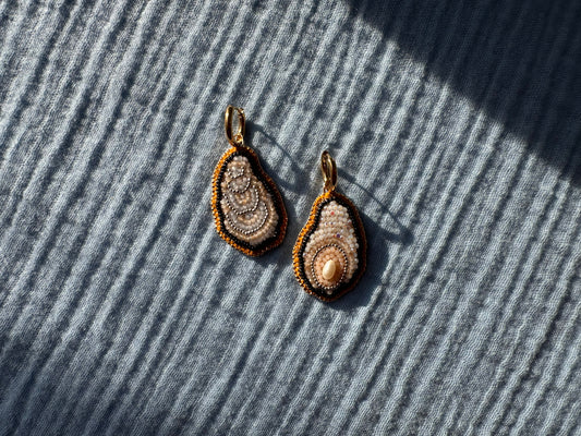 oyster earrings w/ hoops