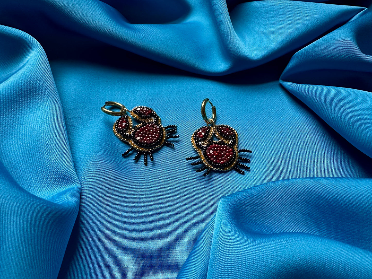 crab earrings